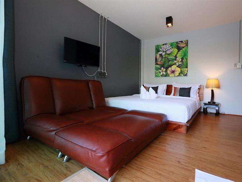 Canvas Family Home Трат Экстерьер фото